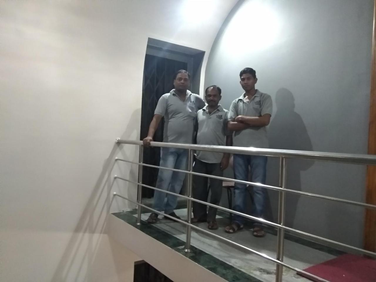 Sai Tirumala Residency 蒂鲁帕蒂 外观 照片